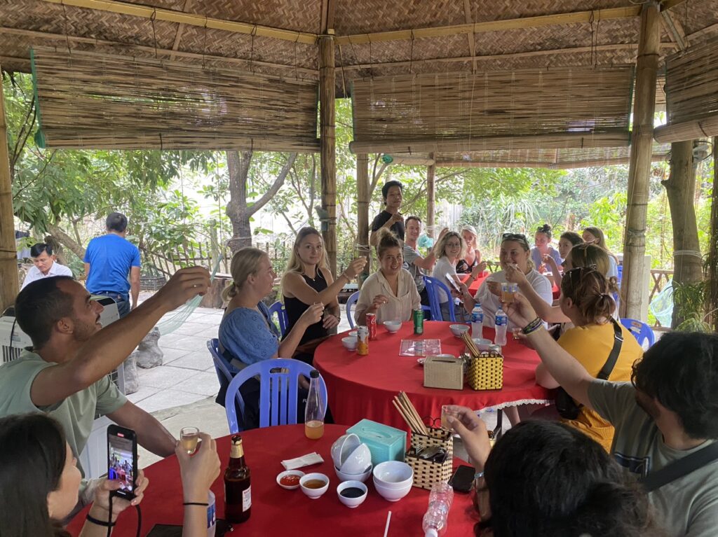 z4806739548562_19d28331ab5df06009989d623434e684-1024x767