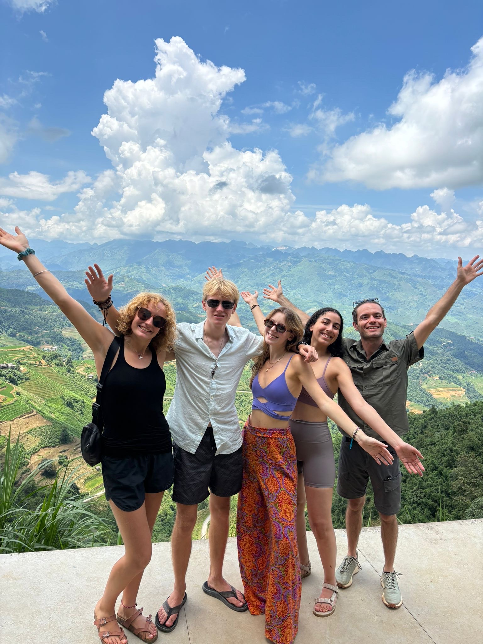 z5707297145220_fe004fffa7d0abd6161f45c6dc60cf26-1